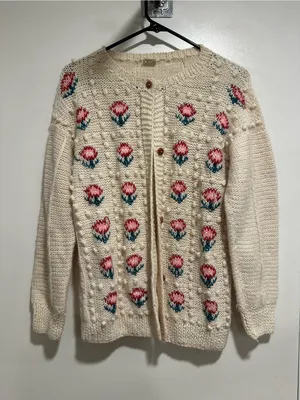 VTG Cream Peruvian alpaca knit bobble popcorn floral AOP Cottagecore cardigan. thumbnail 1