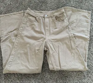 H&M tan wide leg jeans thumbnail 2