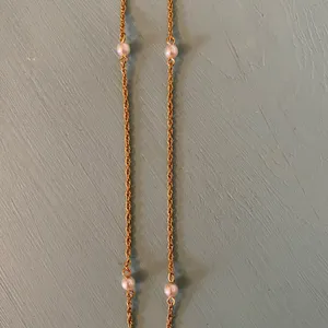 Vintage gold Avon necklace with pearls! Never worn, beautiful necklace! thumbnail 8