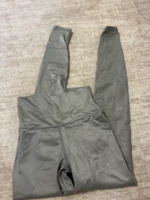 Alo airlift leggings size small thumbnail 2