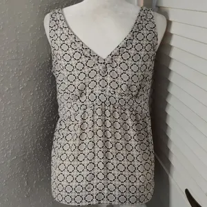 LOFT V-Neck Peplum Geometric Mosaic Print Top 4P Petite Boho Balletcore Classic thumbnail 2