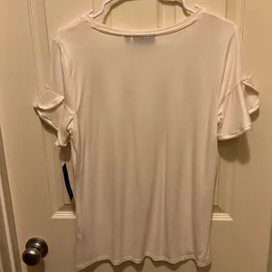 Apt. 9- Ivory Top thumbnail 2