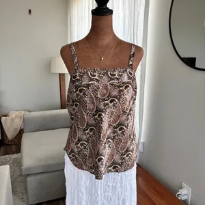 90s Vintage Lady Dorby Paisley Shimmer Tank Top Square Neck Polyester Size 36 thumbnail 3