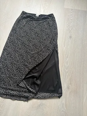 Urban Outfitters Skirt Midi thumbnail 4