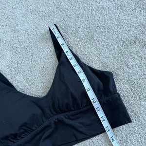 aerie Women’s Twist Back Sports Bra in Black M thumbnail 13