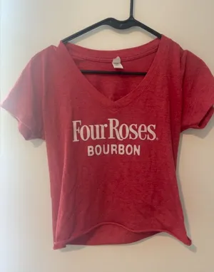 Four Roses Bourbon Cropped Tee Red Size M thumbnail 1