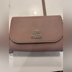 Steve Madden Mauve‎ Taupe Crossbody Bag with Adjustable Strap thumbnail 2
