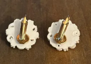 Vintage Victorian flower clip on earrings thumbnail 3