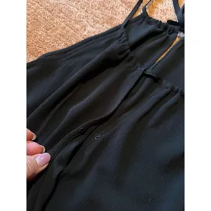 Candie’s Black Halter Wide Leg Jumpsuit XL NWT Tie Waist Culotte Cropped Romper thumbnail 4