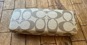 Coach Signature Monogram Hard‎ Eyeglass Case Tan Brown Clamshell with Cloth EUC thumbnail 1