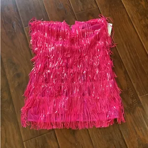 Dressy sequined fringe top NWT 💖💖💖 thumbnail 13