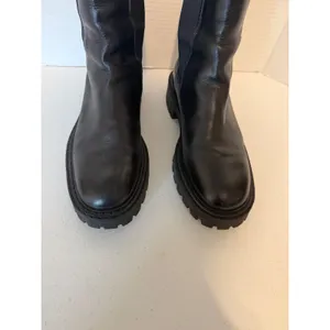 LAST Women Leather Boots 40 Black Rocky Chelsea Lug Sole Platform Pull On Edgy thumbnail 10