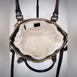 Gently Used - Gucci Canvas Sukey Shoulder Bag thumbnail 7