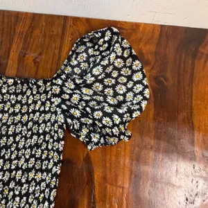 Altar'd State Black Daisy Floral Smocked Puff Sleeve Mini Dress Small 26W790KPAI thumbnail 5
