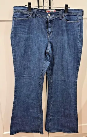 Gap Women's Blue Jeans Size 18 Reg Bootcut thumbnail 1