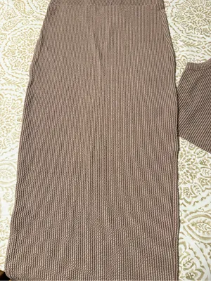 Saints size large two piece top and pencil skirt thumbnail 3