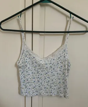 Brandy Melville Floral Tank Top thumbnail 2