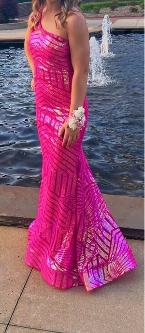 Pink sparkly prom dress Size 2 thumbnail 1