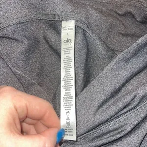 ✨Alo Yoga Moto Sz Large Leggings Heathered Grey✨ thumbnail 6