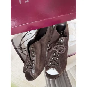 Amalfi by Rangoni Brown Italian Suede Lace Up Ankle Peep Toe Boot Size 7.5 thumbnail 2