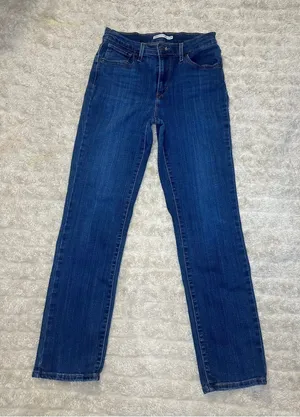 Levi's 724 High Rise Straight medium wash stretch denim jeans Size 28x30 thumbnail 1