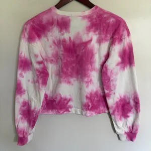 Nike Womens XL Pink Tie Dye Cropped Sweatshirt Long Sleeve Crewneck Logo Top thumbnail 8