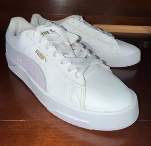 Puma Women’s size 7.5  thumbnail 1