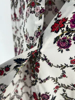 Ann Taylor White Floral Wrap-Style Blouse with‎ Pink & Red Blooms thumbnail 8