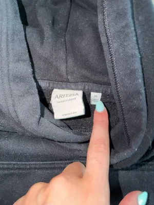 Aritzia Sweatfleece Hoodie thumbnail 2