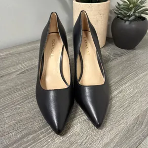 Coach Designer Pumps 7.5 thumbnail 2