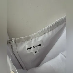 NEW!! Superdown Revolve Karlie One Shoulder Top in‎ White thumbnail 8