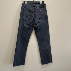 Levi's 501 High Rise Button Fly Black Denim Straight Tapered Leg Jeans Size 26 thumbnail 7