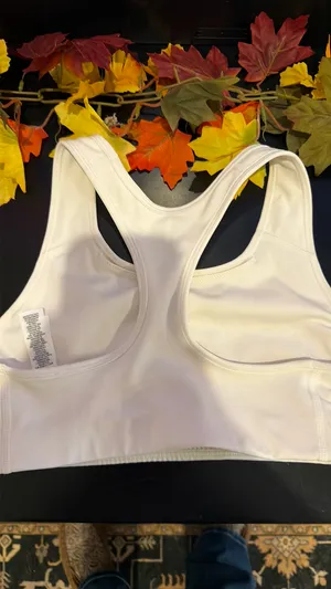 Nike Sports Bra  thumbnail 2