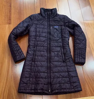 Patagonia Woman’s‎ Radalie Insulated Parka Quilted Jacket size XS thumbnail 1