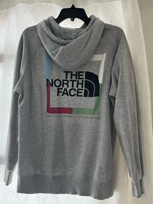 The North Face Sweatshirt thumbnail 1