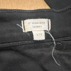 Madewell Tall 9" Mid-Rise Skinny Jeans thumbnail 11