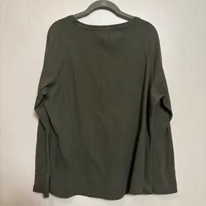 LL Bean Women’s Shirt Long‎ Sleeve Waffle Texture Crew Neck Green XL Petite thumbnail 5