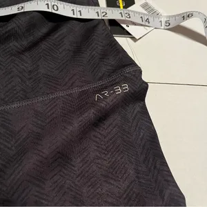 AR-33 Alpha High Waist Gray Purple Ombré Womens‎ SZ Medium Athletic Leggings NEW thumbnail 8