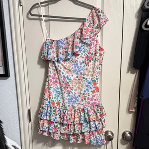 Yumi Kim Skylar‎ One Shoulder Mini Dress in Kingston Garden Ivory Floral thumbnail 2