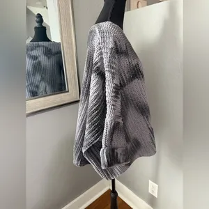 Pol x Anthropologie Oversized Grey Chenille Boxy Crop Sweater Medium. Cabincore thumbnail 6