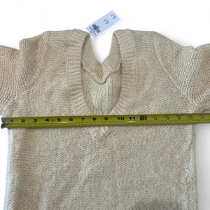 Abercrombie & Fitch Cream Knit V-Neck Sweater Size Small thumbnail 4