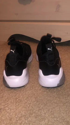 Sneaker Size 8 thumbnail 6