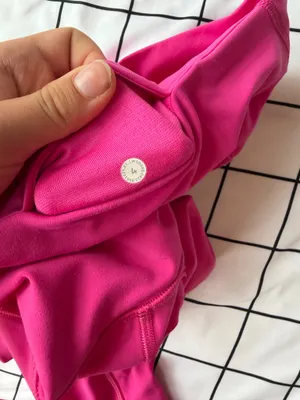 Woman’s Lululemon Sonic Pink Align Leggings Size 4. New With Tags. thumbnail 7