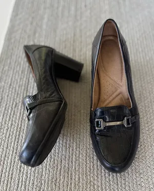 Naturalizer Black Croc-Embossed Block Heel Loafers Size 8 thumbnail 1