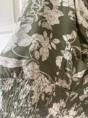 Green And White Floral Tank Top thumbnail 2