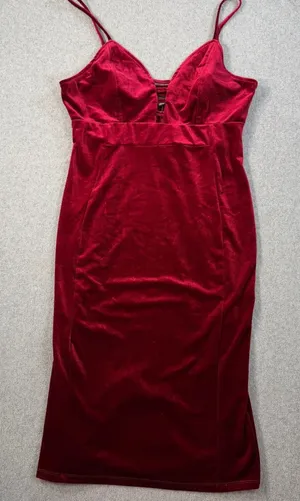 Haute Monde Women's XL Burgundy Velvet Strappy V-Neck Midi Bodycon Dress thumbnail 1