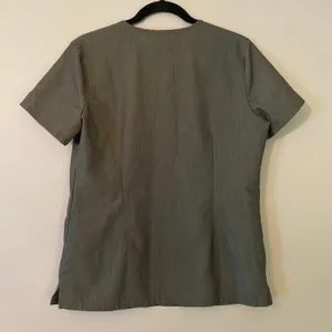 FIGS Graphite Gray Casma Two Pocket Scrub Top Uniform Women's size Small thumbnail 5