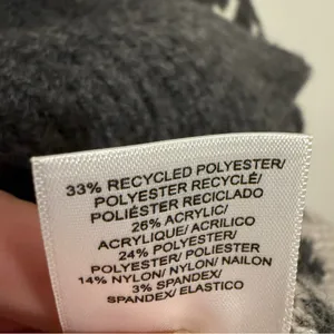 Lucky Brand Women's Medium Gray and White Patterned Winter Sweater thumbnail 4