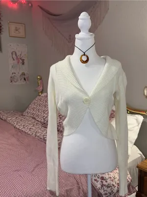 Y2K Women’s Cream Cropped Button-Front Sweater thumbnail 8