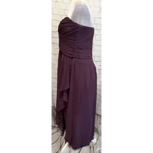 David’s Bridal Strapless Long Chiffon Bridesmaid Prom Party Dress Plum Size 10 thumbnail 4